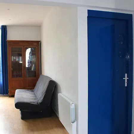 דירה A Pied Au Coeur De רויאן